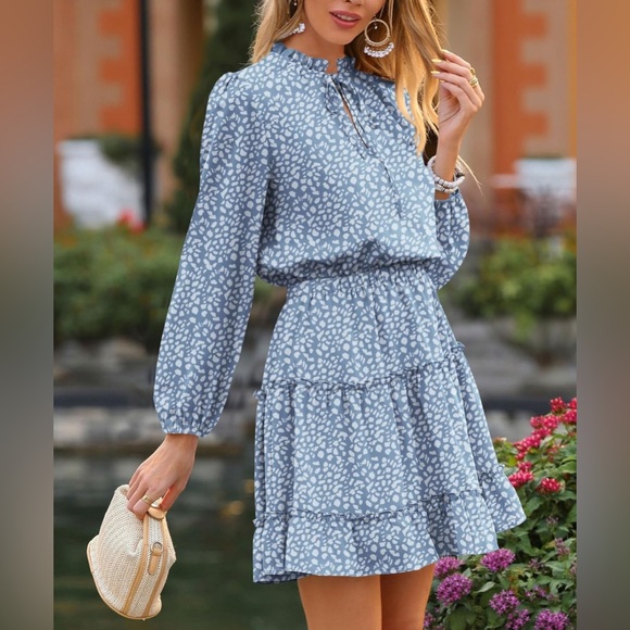 BTFBM Dresses & Skirts - BTFBM NWT Blue White Spring Summer Dress Knee Length Elastic Waist Size S Ruffle